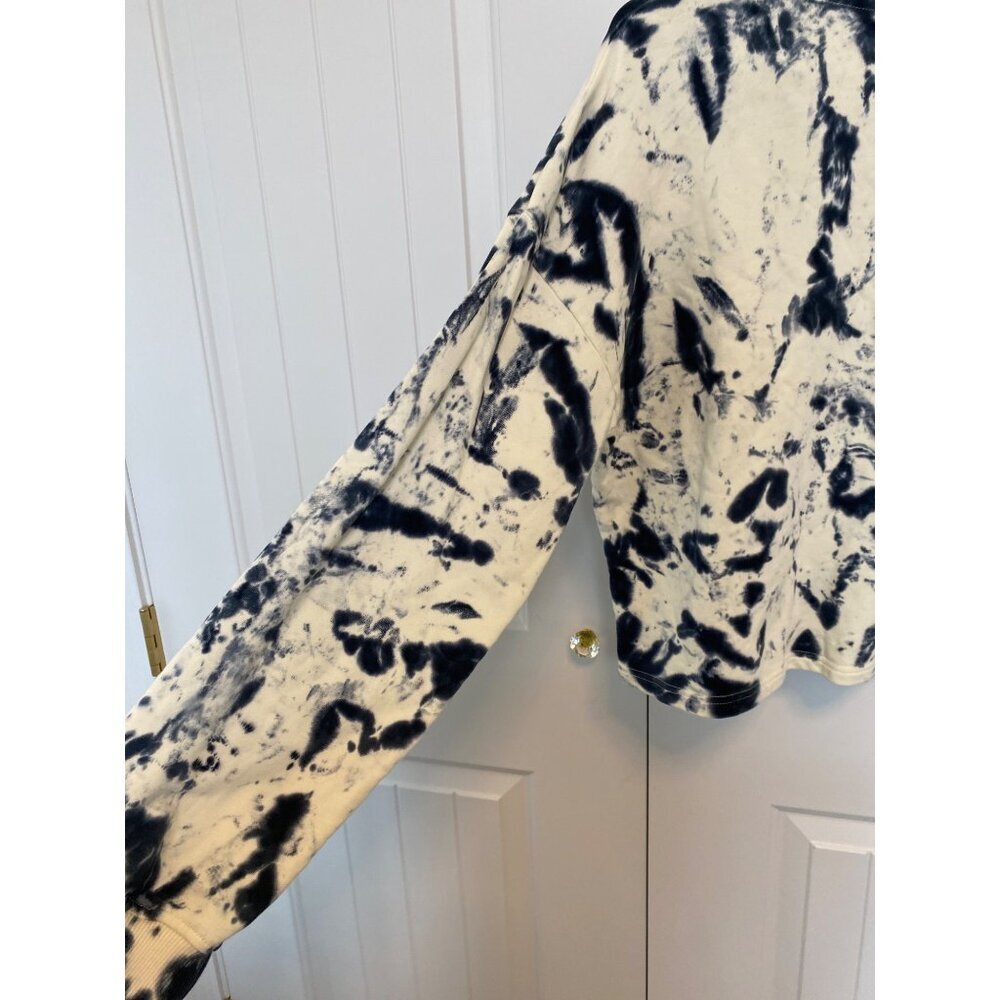 Le Lis Tie-Dye Crop Sweatshirt, Off-white and Navy Blue, Size Medium - Picture 5 of 8